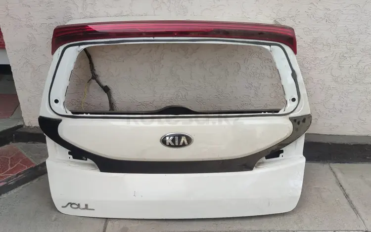 KIA Soul крышка багажника за 120 000 тг. в Алматы