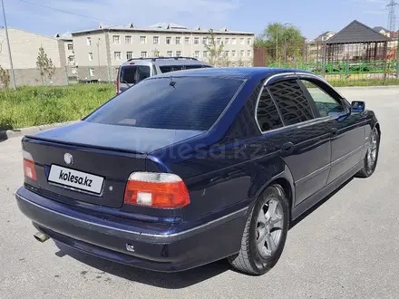 BMW 523 2002 года за 3 000 000 тг. в Шымкент – фото 5