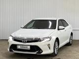 Toyota Camry 2017 года за 8 717 600 тг. в Астана