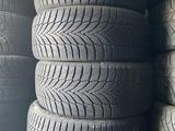 255/45/19 комплект бу нексен за 160 000 тг. в Алматы