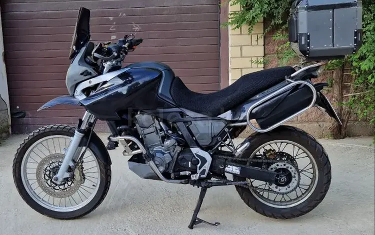 Aprilia  Pegaso 650 Strada 2005 годаүшін1 650 000 тг. в Астана