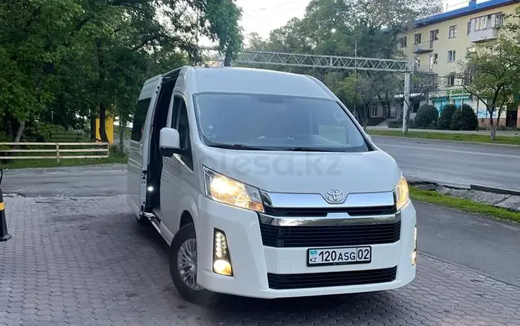 Микроавтобус Пасажирские перевозки в Алматы