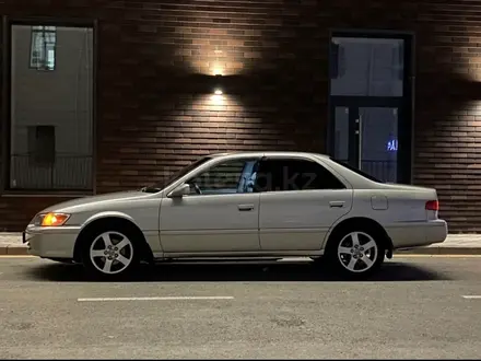 Toyota Camry 2000 года за 3 300 000 тг. в Тараз – фото 5