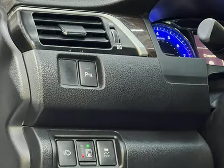 Toyota Camry 2015 года за 9 200 000 тг. в Актау – фото 11