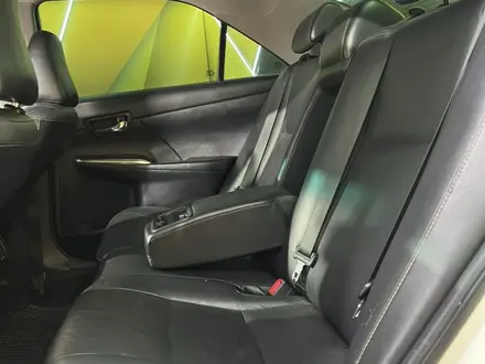Toyota Camry 2015 года за 9 200 000 тг. в Актау – фото 12