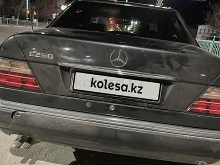 Mercedes-Benz E 280 1994 года за 2 400 000 тг. в Казалинск – фото 6