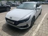 Hyundai Elantra 2021 года за 10 200 000 тг. в Алматы