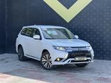 Mitsubishi Outlander 2022 годаүшін12 700 000 тг. в Актау – фото 2