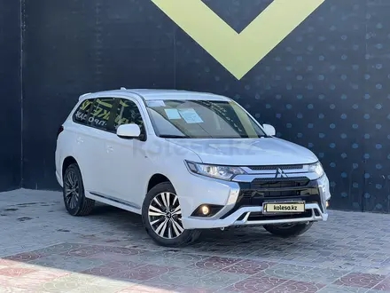 Mitsubishi Outlander 2022 года за 12 700 000 тг. в Актау – фото 2