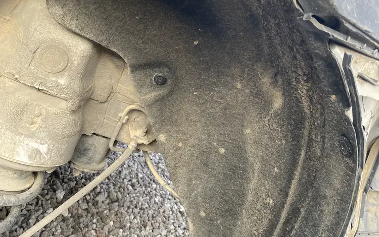 Подкрыльник за 10 000 тг. в Актобе