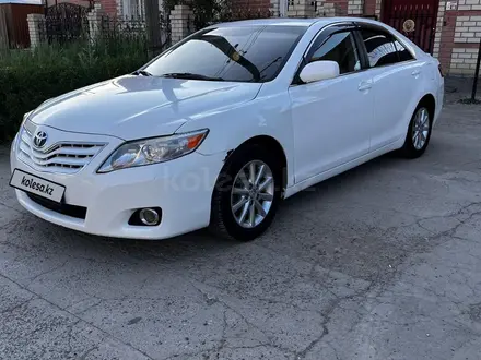 Toyota Camry 2010 года за 5 400 000 тг. в Атырау