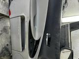 Дверь крышка багажника обшивка двери зеркало капот крыло фонарь за 30 000 тг. в Алматы – фото 5