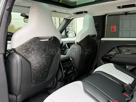 Land Rover Range Rover Sport SV 2026 года за 160 914 000 тг. в Алматы – фото 12
