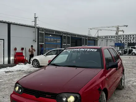 Volkswagen Golf 1995 года за 1 100 000 тг. в Алматы