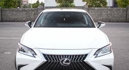 Lexus ES 250 2022 года за 25 550 000 тг. в Алматы – фото 2