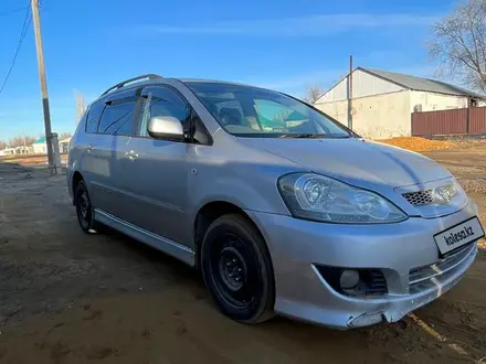 Toyota Ipsum 2004 года за 4 550 000 тг. в Актобе – фото 3