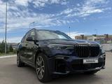 BMW X7 2020 года за 35 000 000 тг. в Петропавловск