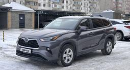 Toyota Highlander 2022 годаүшін23 700 000 тг. в Актобе