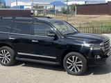 Toyota Land Cruiser 2017 года за 33 500 000 тг. в Атырау