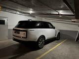 Land Rover Range Rover 2023 года за 94 500 000 тг. в Астана – фото 3