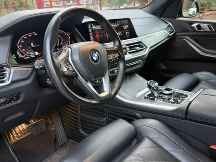 BMW X5 2022 года за 34 500 000 тг. в Алматы – фото 7