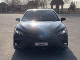 Toyota Camry 2020 года за 9 150 000 тг. в Кызылорда – фото 2