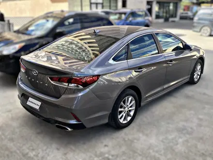 Hyundai Sonata 2018 года за 6 200 000 тг. в Уральск – фото 13