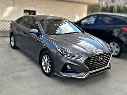 Hyundai Sonata 2018 года за 6 200 000 тг. в Уральск – фото 2