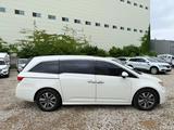 Honda Odyssey 2015 года за 11 300 000 тг. в Алматы – фото 4