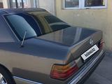 Mercedes-Benz E 320 1992 года за 2 500 000 тг. в Актау – фото 4