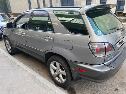 Lexus RX 300 2001 года за 5 500 000 тг. в Алматы – фото 2