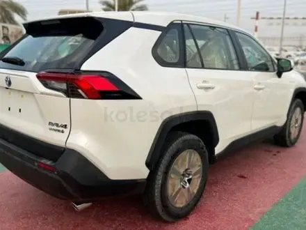 Toyota RAV4 2023 года за 22 400 000 тг. в Алматы – фото 3