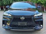 Lexus RX 500h 2023 года за 41 000 000 тг. в Актобе – фото 2