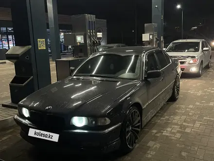 BMW 728 2001 года за 5 500 000 тг. в Алматы