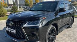 Lexus LX 570 2019 годаfor49 500 000 тг. в Астана