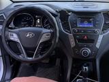 Hyundai Santa Fe 2016 годаүшін8 200 000 тг. в Астана – фото 5