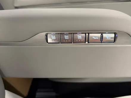 AITO M9 Ultra 6s 2025 года за 45 500 000 тг. в Алматы – фото 21
