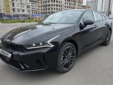 Kia K5 2025 годаfor18 000 000 тг. в Алматы