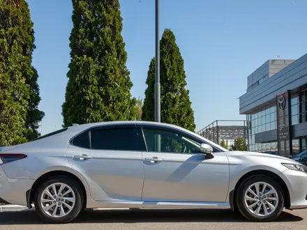 Toyota Camry 2024 года за 15 900 000 тг. в Алматы – фото 8