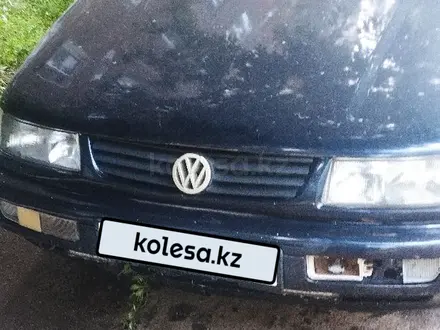 Volkswagen Passat 1993 года за 1 000 000 тг. в Павлодар – фото 9