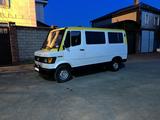 Mercedes-Benz Sprinter 1995 года за 2 800 000 тг. в Астана – фото 2