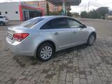 Chevrolet Cruze 2012 годаfor3 400 000 тг. в Астана – фото 2