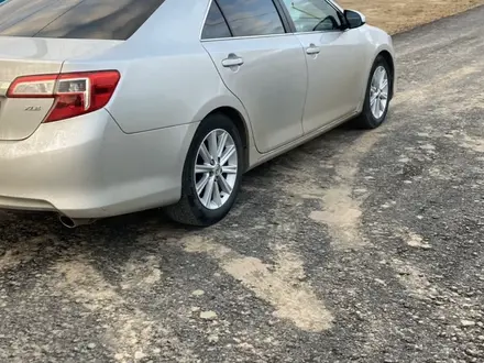 Toyota Camry 2013 года за 5 800 000 тг. в Атырау – фото 8