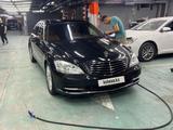 Mercedes-Benz S 500 2012 годаfor16 500 000 тг. в Алматы