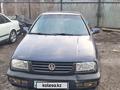 Volkswagen Vento 1994 года за 1 200 000 тг. в Алматы