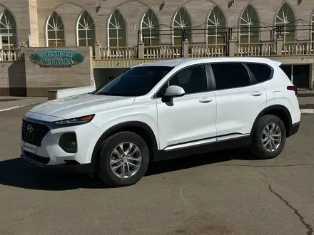 Hyundai Santa Fe 2020 года за 8 900 000 тг. в Уральск – фото 4