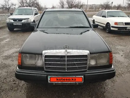 Mercedes-Benz E 230 1988 года за 980 000 тг. в Тараз – фото 2