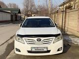 Toyota Camry 2010 года за 7 100 000 тг. в Туркестан – фото 2