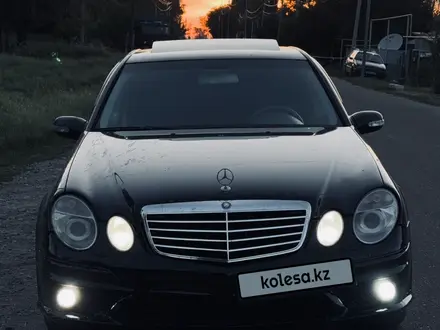 Mercedes-Benz E 320 2003 года за 5 000 000 тг. в Алматы – фото 15