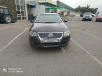 Volkswagen Passat 2005 года за 3 200 000 тг. в Алматы